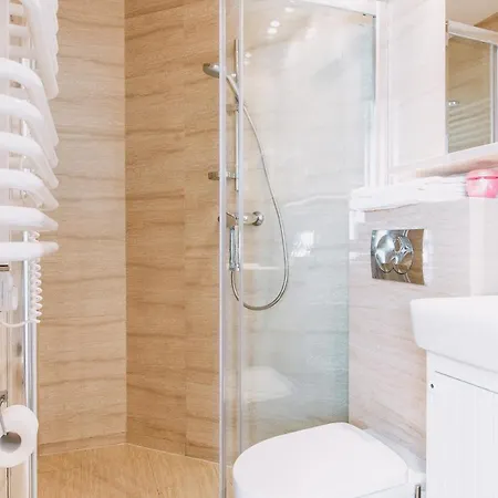 Host Stacja 소포트