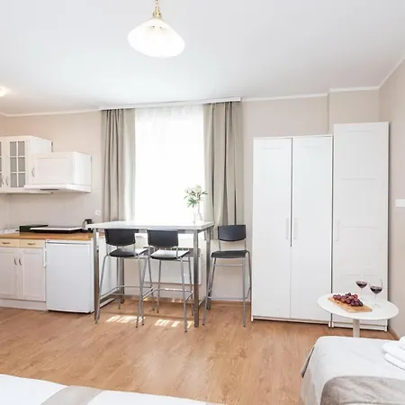 아파트 Host Stacja